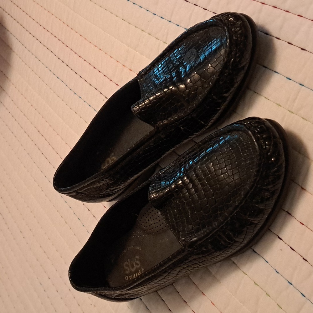 SAS Simplify - Everyday Loafer Black Croc 10M
